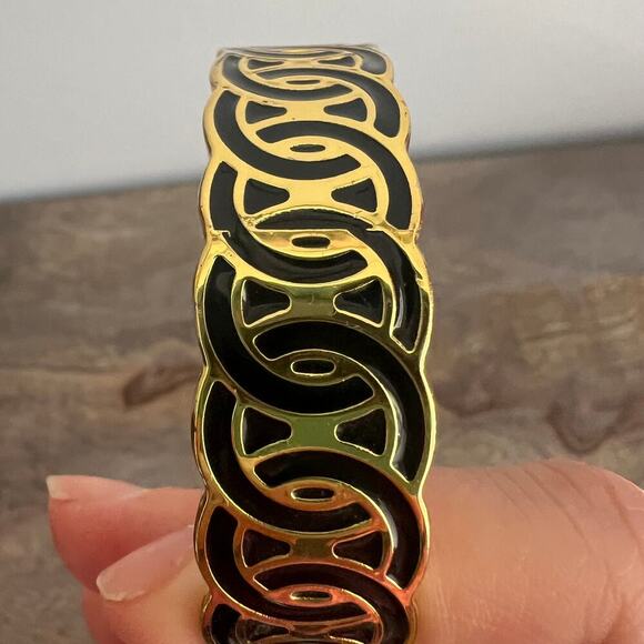 Vintage Liz Claiborne Style is More than Fashion Enamel Gold Bangle Bracelet - Picture 4 of 8